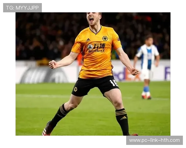 利物浦门将长传助攻前锋单刀得手：战术美学背后的训练与坚持